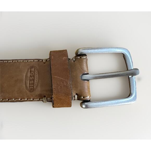 FOSSIL Brown Genuine Leather Belt Size 42 Casual Square Buckle - Picture 2 of 4